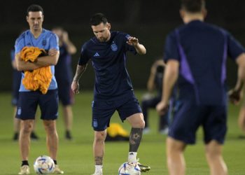 Argentina dribla el favoritismo ante Australia