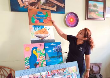 Mercy, la docente salvadoreña que ha entregado su vida a la cultura