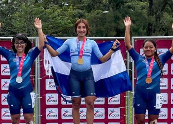 Patinadores Ivonne Nóchez y Marvin Rodríguez cierran con oro en Costa Rica