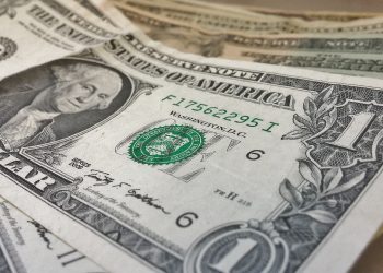 Segunda recompra de bonos mejora perspectivas fiscales de El Salvador 