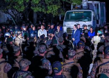 Diputados acompañan operativo en Soyapango