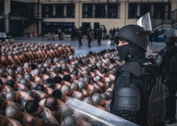 800 cabecillas de pandillas detenidos en la guerra contra los terroristas