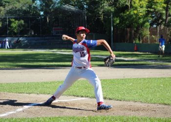 Agabeisi ganó el primero de la final en la Juvenil A