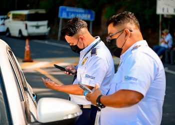 Migración registra un estimado de 5,000 ingresos y salidas diarias de El Salvador