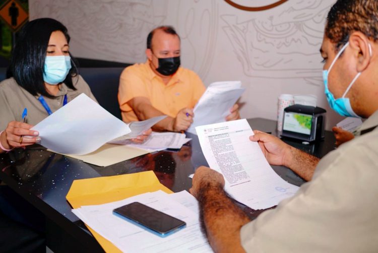 Equipos del MARN realizan auditorías ambientales.