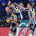 Newcastle se coloca segundo, Tottenham salva un empate en Brentford y Wolverhampton abandona el último lugar