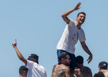 Presidente de AFA dice no tener dudas que Scaloni seguirá siendo DT de Argentina