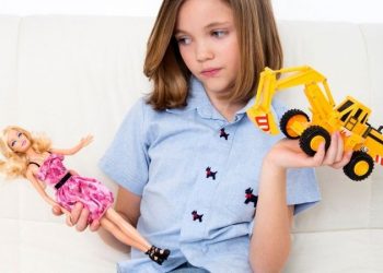 Muñecas y carros para todos: España lucha contra los estereotipos sexistas en los juguetes