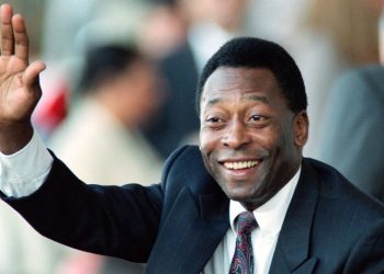 Pelé deja de responder a la quimioterapia y es sometido a cuidados paliativos
