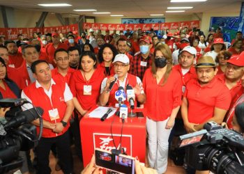 Pese a división interna y poca fuerza política, el FMLN insiste en participar en las elecciones de 2024