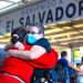 Fotos | Salvadoreños llegan del exterior para celebrar Navidad y Año Nuevo motivados por la seguridad en el país
