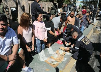 Droga, dinero en efectivo y más de una veintena de capturas en la comunidad Tutunichapa