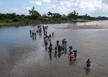 Cancillería: estrategias de seguridad y laboral reducen flujo migratorio irregular de salvadoreños hacia EE. UU.