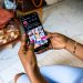 Francia lanza consulta pública para regular actividad de los «influencers»