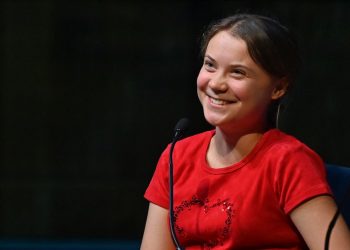 Apoyados por Greta Thunberg, ambientalistas protestan contra proyecto minero alemán