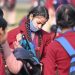 Niña india renuncia a herencia millonaria para ingresar a un monasterio