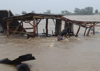 Sube a 51 la cifra de muertos por las inundaciones en Filipinas