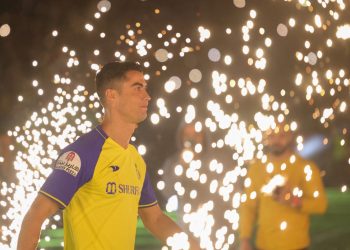 Ronaldo, un «jugador único» que busca «nuevos récords» en el Al-Nassr