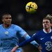 Manchester City gana 1-0 en visita al Chelsea y se acerca al Arsenal en Premier League