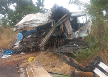 Un accidente de autobús en la frontera entre Kenia y Uganda deja 21 muertos