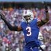Jugador de la NFL es dado de alta del hospital tras sufrir un paro cardíaco