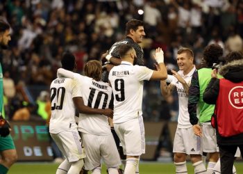 Real Madrid clasifica a la final de la Supercopa al derrotar al Valencia en penales