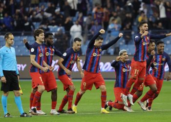 Barcelona gana en los penales al Betis y pasa a final de Supercopa de España