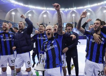 Inter conserva la Supercopa de Italia tras destrozar al Milán