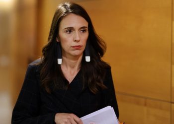 Primera ministra de Nueva Zelanda, Jacinda Ardern, anuncia que renunciará en febrero