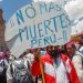 «No estamos en guerra» en Perú: El pueblo flotante también protesta en el Titicaca