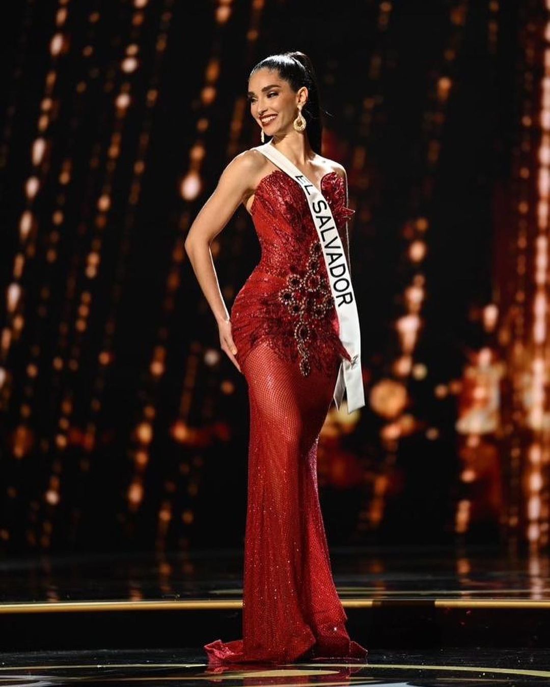 FOTOS Alejandra Guajardo, Miss Universo El Salvador, deslumbra con su