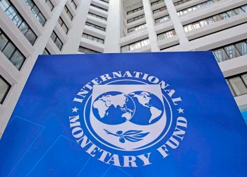 El Salvador espera a una delegación evaluadora del Fondo Monetario Internacional