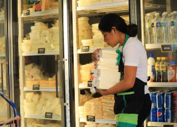 Gobierno de El Salvador sancionará incrementos en precios de los productos lácteos