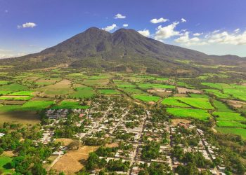 Amplio respaldo a propuesta de ordenar el territorio salvadoreño reduciendo municipios