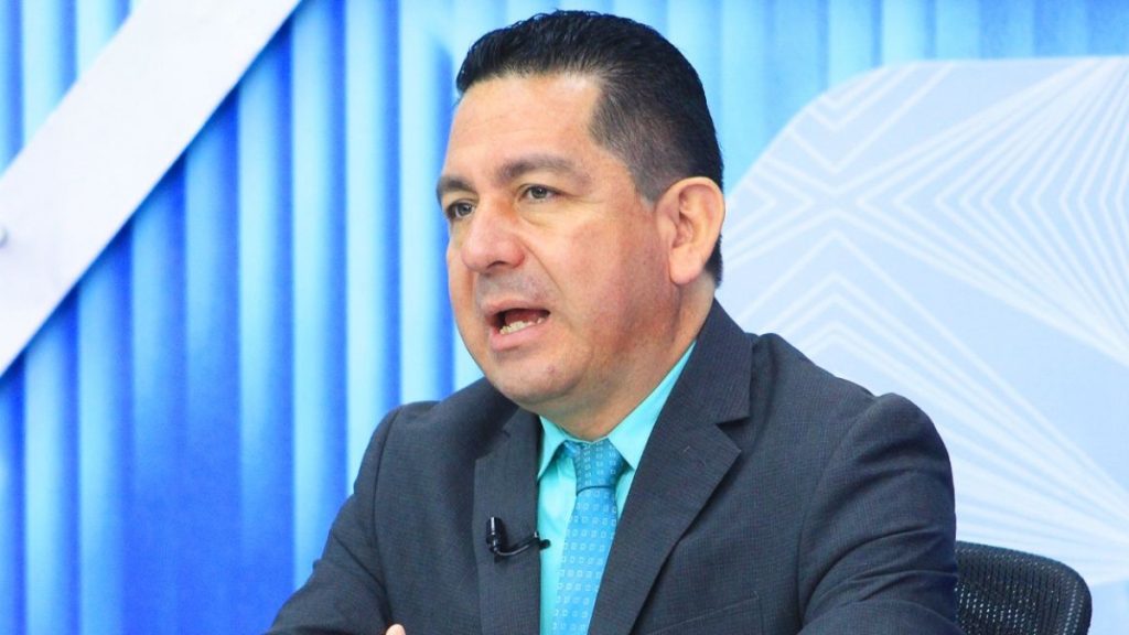 Presidente de Colegios Privados de El Salvador Javier Hernandez 1