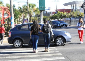 Acumulación de puntos por faltas llevará a la suspensión de la licencia en El Salvador