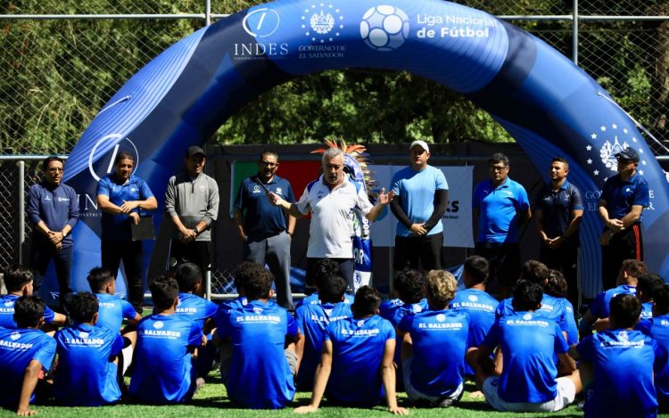 Los jóvenes talentos de la Liga Nacional de Fútbol participaron de una visoría internacional. Fotos: Indes