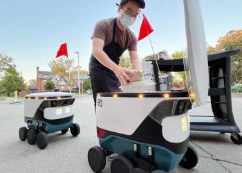 Robots repartidores forman parte de Uber Eats para entregas en Miami