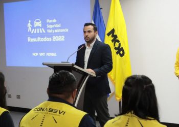 Más de 258,700 multas de tránsito fueron impuestas por infringir la ley durante el cierre de 2022