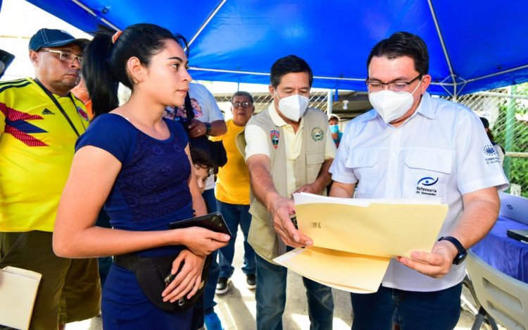 Cientos de casos de lotificadoras irregulares están en proceso de investigación y resolución en la Mesa de Casos Colectivos.