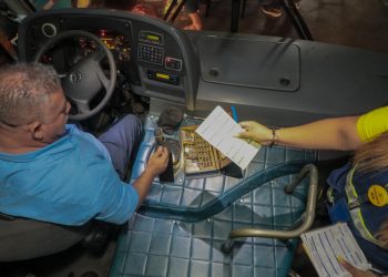 El VMT y la PNC han impuesto más de 10,000 esquelas en los primeros días del año