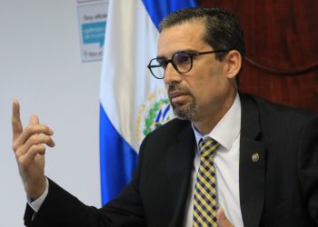 Superintendencia de Competencia garantiza cumplimiento de ley en fusiones empresariales