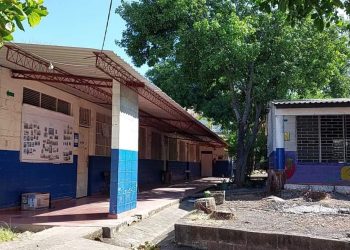 Incrementa la matrícula en San José de la Fuente, en La Unión