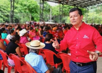 A la población no le importan los CUBO, dice FMLN