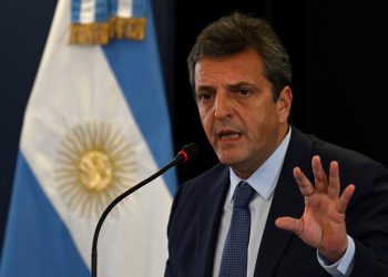Argentina anuncia recompra de bonos soberanos por $1,000 millones
