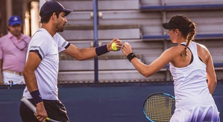 Marcelo Arévalo junto a la mexicana Giuliana Olmos, fueron eliminados en dobles mixtos del Abierto de Australia. Foto/Archivo DES