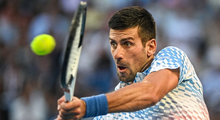 El serbio Novak Djokovic está listo para buscar este domingo su título número 22, cuando dispute la final del  Abierto Australiano 2023. Foto/AFP