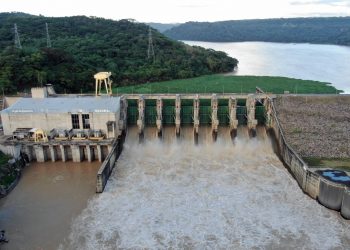 Gobierno de El Salvador abasteció a 2 millones de hogares con energías hidroeléctrica y geotérmica en 2022