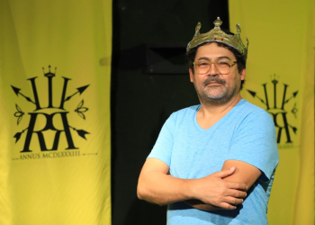«La comida une personas, igual que el teatro», René Lovo, director y actor de teatro