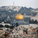 Arqueólogos investigan significado de una mano tallada en piedra en Jerusalén